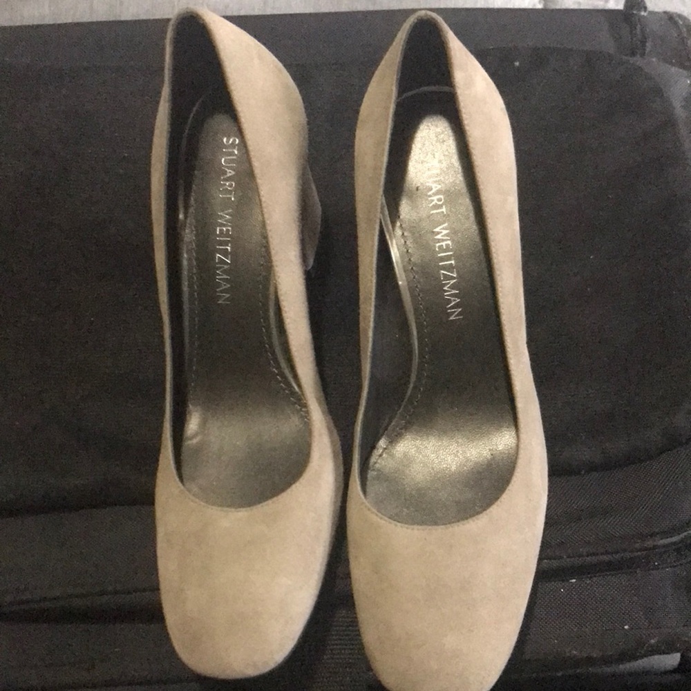 Never Worn- Stuart Weitzman heels